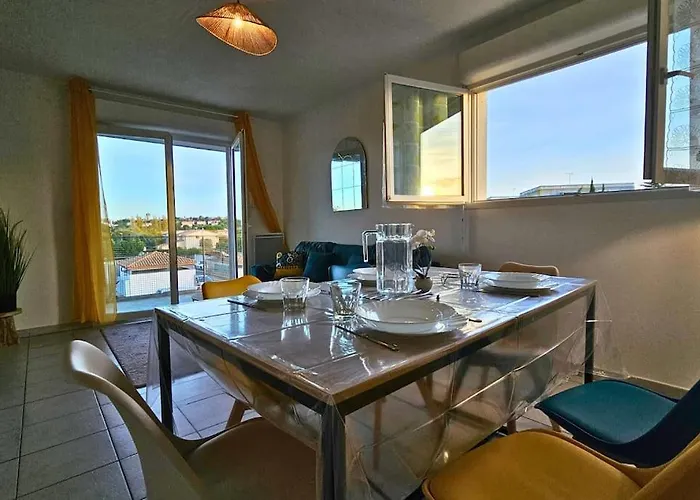 L'evasion Carcassonnais Avec Terrasse 2 Places De Parking Privee Apartment Carcassonne