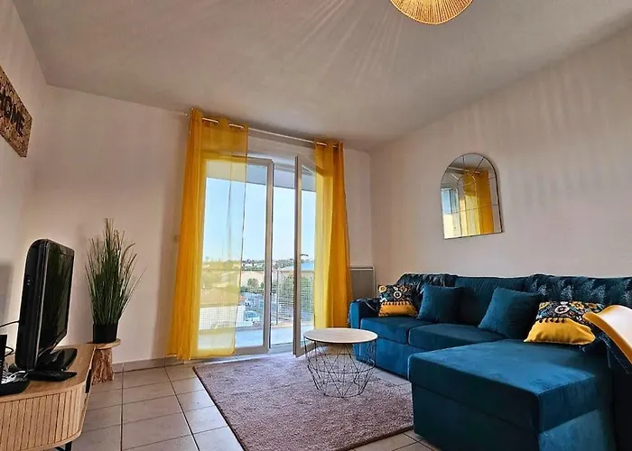 Apartment L'evasion Carcassonnais Avec Terrasse 2 Places De Parking Privee Carcassonne