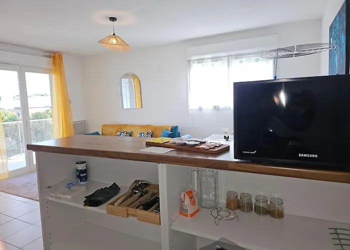 Apartment L'evasion Carcassonnais Avec Terrasse 2 Places De Parking Privee *